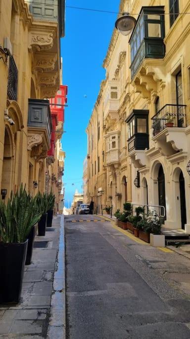 Vallettacharme - 2 Bedrooms Flat In The Heart Of The City Valeta Exterior foto